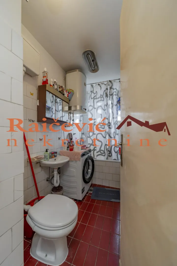 Prodaja, trosoban stan, 67m², Novi Beograd Sve Podlokacije, Beograd