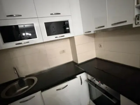 Prodaja, jednosoban stan, 42m², Stari Aerodrom, Podgorica - image 8