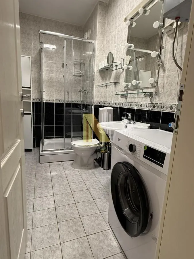 Izdavanje, jednosoban stan, 36m², Rotkvarija, Novi Sad Sve Podlokacije