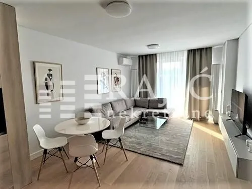 Rent, two bedroom apartment, 60m², Stari Merkator, Novi Beograd Sve Podlokacije