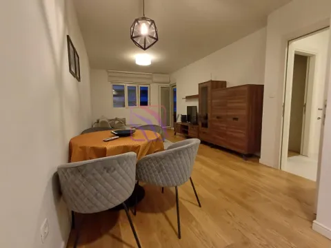 Izdavanje, jednosoban stan, 49m², Central Point, Podgorica - image 17