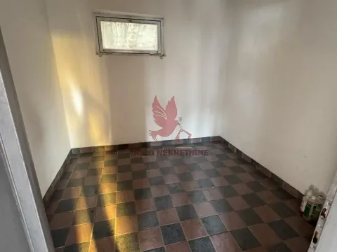 Rent, office space, 120m², Mladenovac, Beograd - image 3