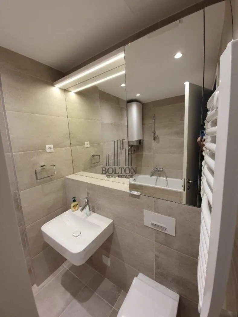 Rent, four bedroom apartment, 125m², Stari Grad, Beograd