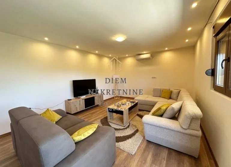 Rent, house, 85m², Lastva Grbaljska, Kotor