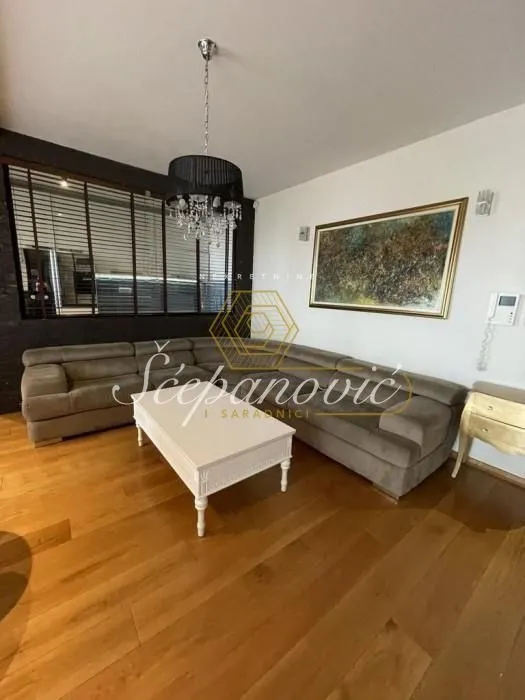 Sale, four bedroom apartment, 104m², Bulevar Evrope, Novi Sad Sve Podlokacije