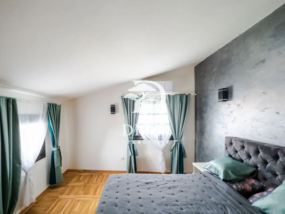 Sale, three bedroom apartment, 93m², Vračar Hram, Vračar Sve Podlokacije