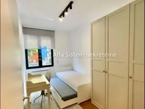 Rent, three bedroom apartment, 60m², Vračar Sve Podlokacije, Beograd - image 11