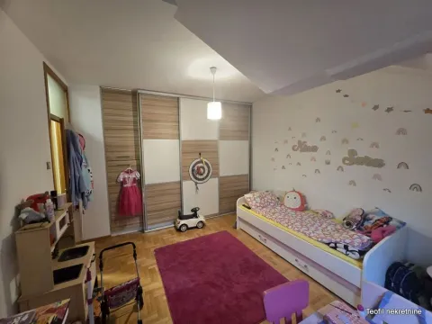 Prodaja, trosoban stan, 90m², Zvezdara, Zvezdara Sve Podlokacije - image 14