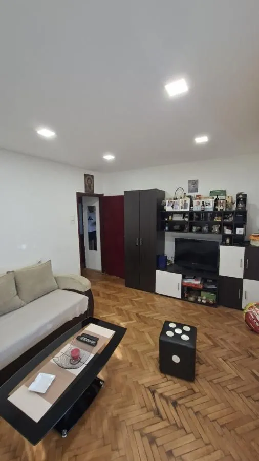 Prodaja, trosoban stan, 60m², Rotkvarija, Novi Sad Sve Podlokacije