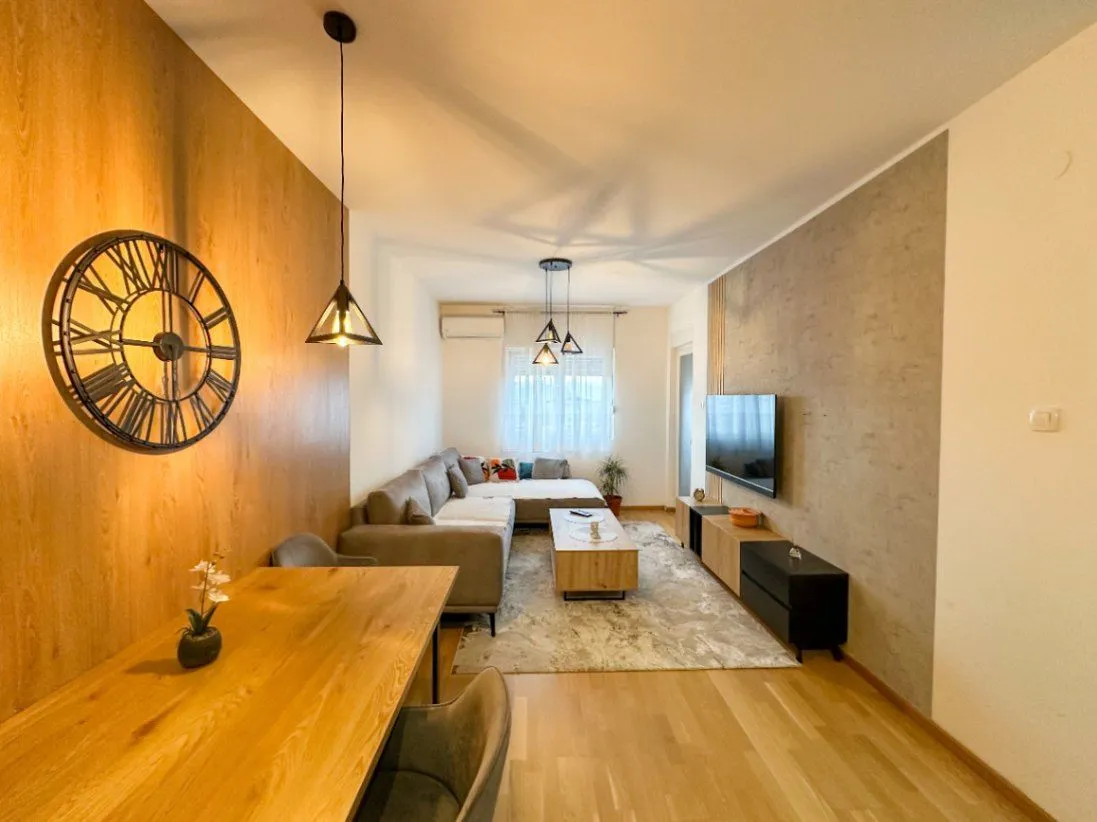 Izdavanje, jednosoban stan, 45m², Zabjelo, Podgorica