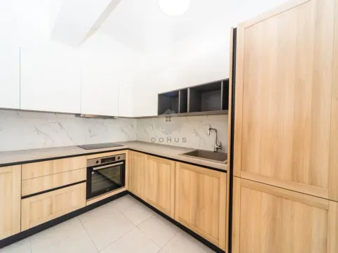 Izdavanje, četvorosoban stan, 127m², Master Kvart, Podgorica - image 4