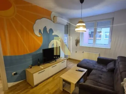 Rent, one bedroom apartment, 44m², Podbara, Novi Sad Sve Podlokacije - image 1