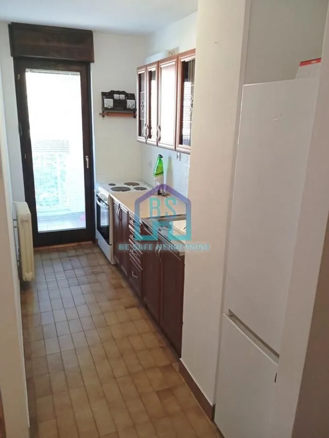 Prodaja, trosoban stan, 66m², Novo naselje, Novi Sad