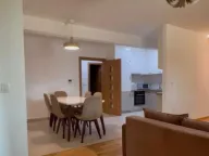 Izdavanje, trosoban stan, 100m², Kalimanj, Tivat - image 13