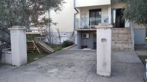 Rent, house, 250m², Masline, Podgorica - image 15