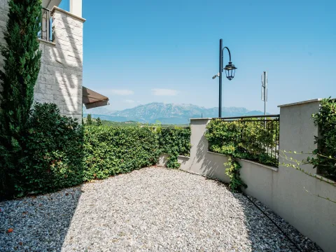 Prodaja, dvosoban stan, 85m², Tivat, Crna Gora - image 10