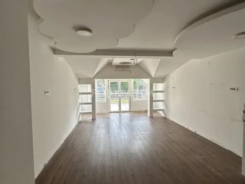 Rent, one bedroom apartment, 58m², Karaburma, Palilula Sve Podlokacije - image 1