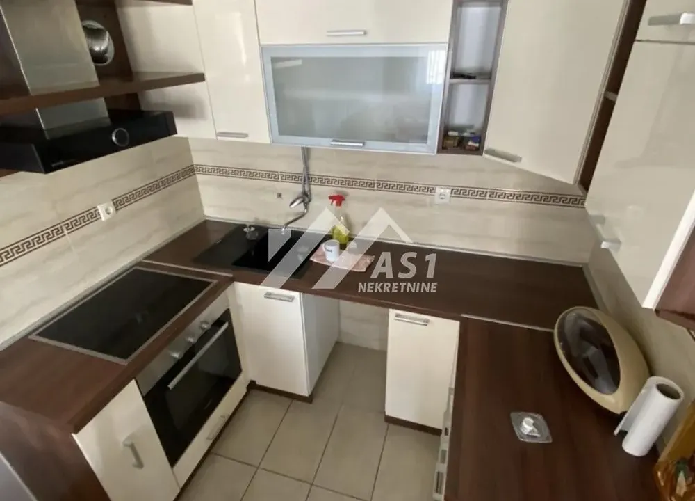 Izdavanje, dvosoban stan, 52m², Telep, Novi Sad Sve Podlokacije