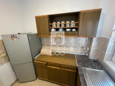 Izdavanje, četvorosoban stan, 75m², Savski Venac, Beograd - image 3