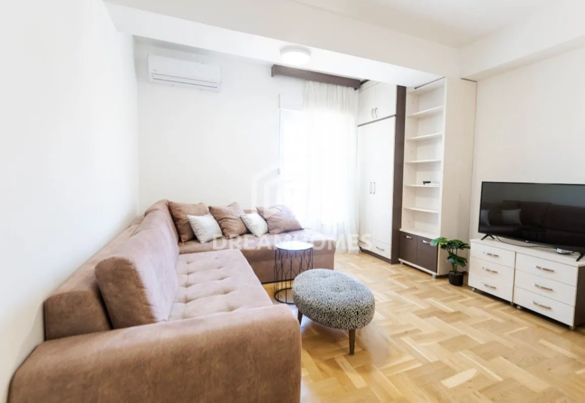 Izdavanje, jednosoban stan, 40m², Blok 9, Podgorica