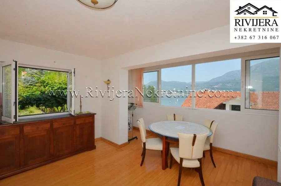 Prodaja, kuća, 110m², Njivice, Herceg Novi