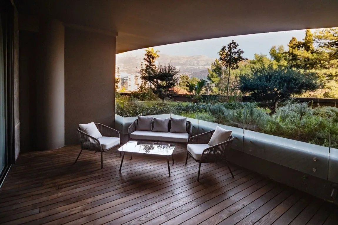 Prodaja, dvosoban stan, 89m², Centar, Budva