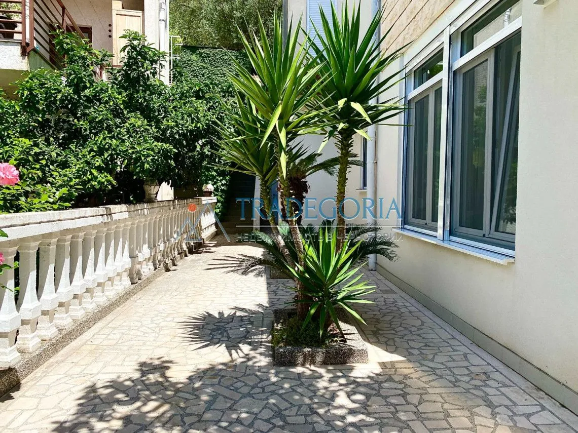 Prodaja, jednosoban stan, 46m², Petrovac, Budva
