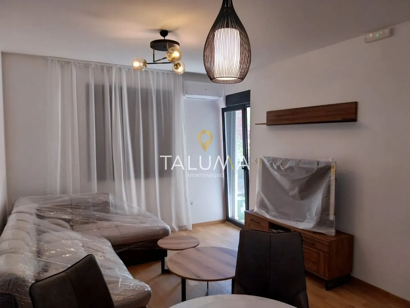 Rent, two bedroom apartment, 55m², City Kvart, Podgorica