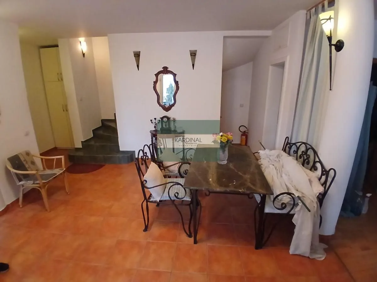 Prodaja, kuća, 334m², Vašarište, Kragujevac