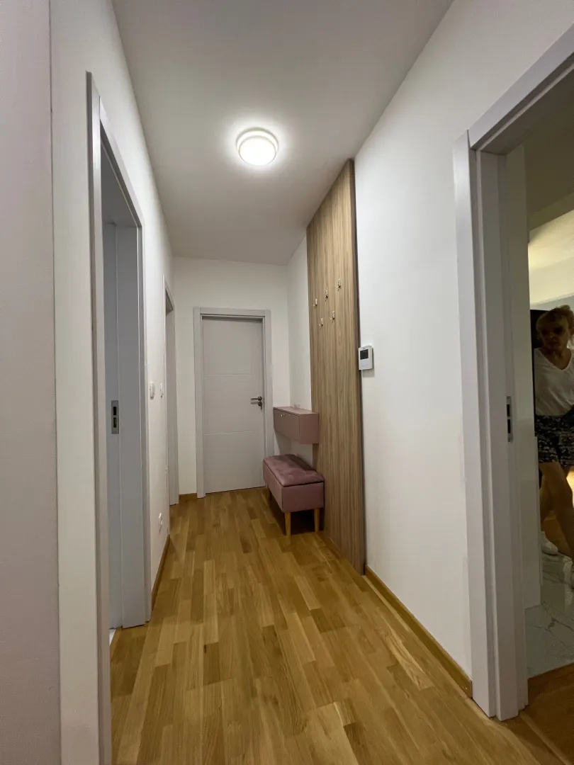 Prodaja, dvosoban stan, 53m², Makedonsko naselje, Bar