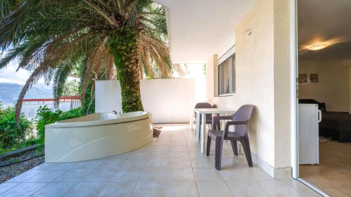 Sale, house, 200m², Krašići, Tivat