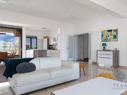 Prodaja, dvosoban stan, 136m², Centar, Bar - image 3