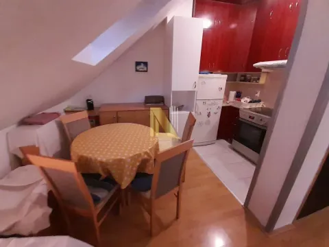 Prodaja, trosoban stan, 78m², Adamovićevo Naselje, Novi Sad Sve Podlokacije - image 6