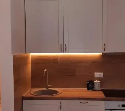 Sale, two bedroom apartment, 69m², Kalimanj, Tivat - image 2