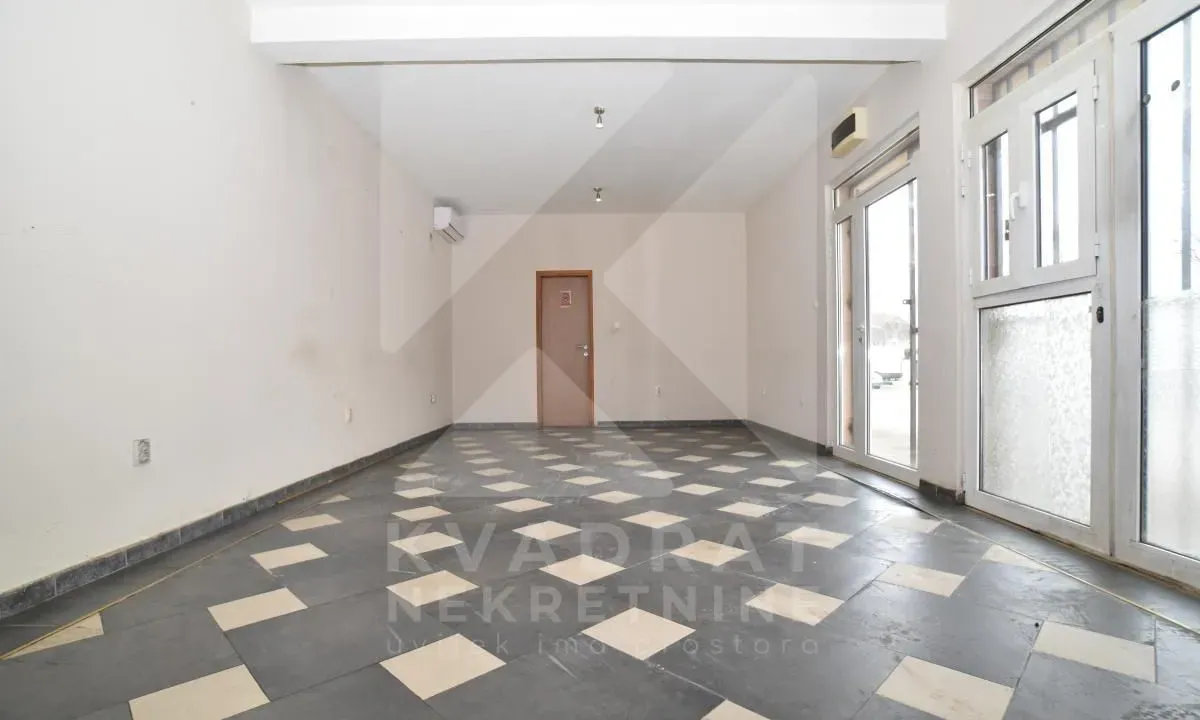 Rent, office space, 52m², Konik, Podgorica