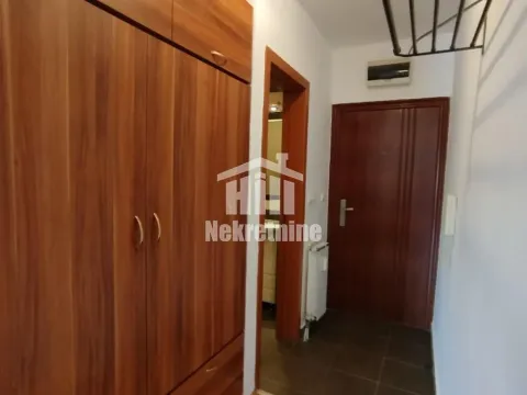 Izdavanje, jednosoban stan, 41m², Zvezdara Sve Podlokacije, Beograd - image 13