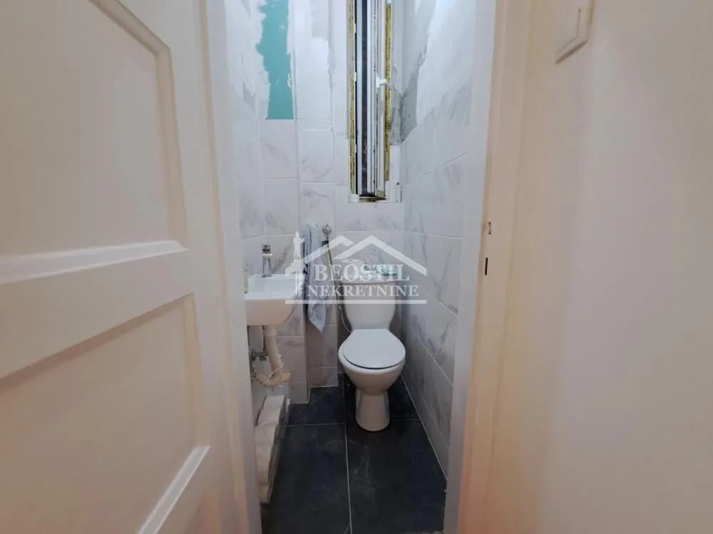 Sale, two bedroom apartment, 61m², Stari Grad, Beograd