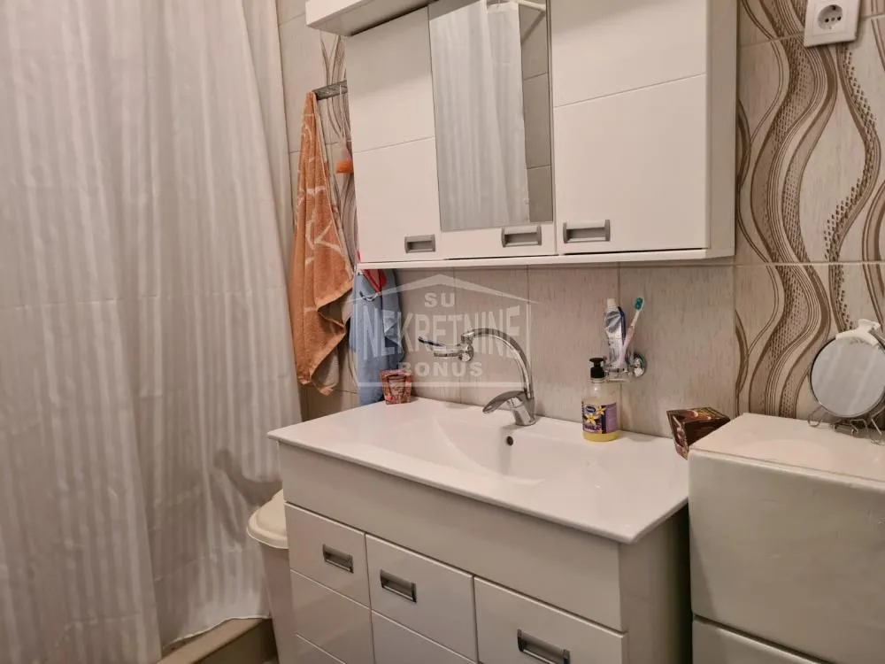 Prodaja, dvosoban stan, 86m², Novo Selo, Subotica