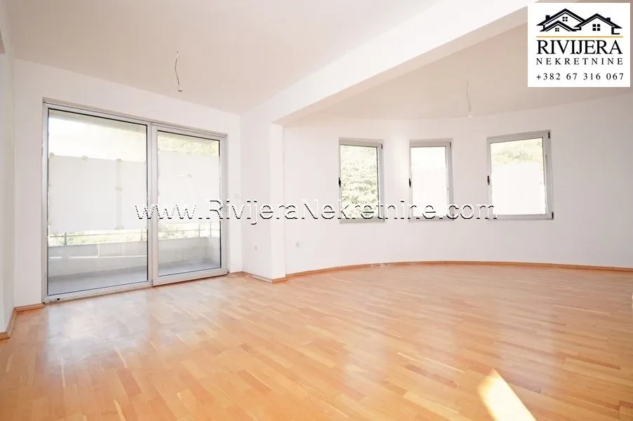 Sale, three bedroom apartment, 106m², Bečići, Budva