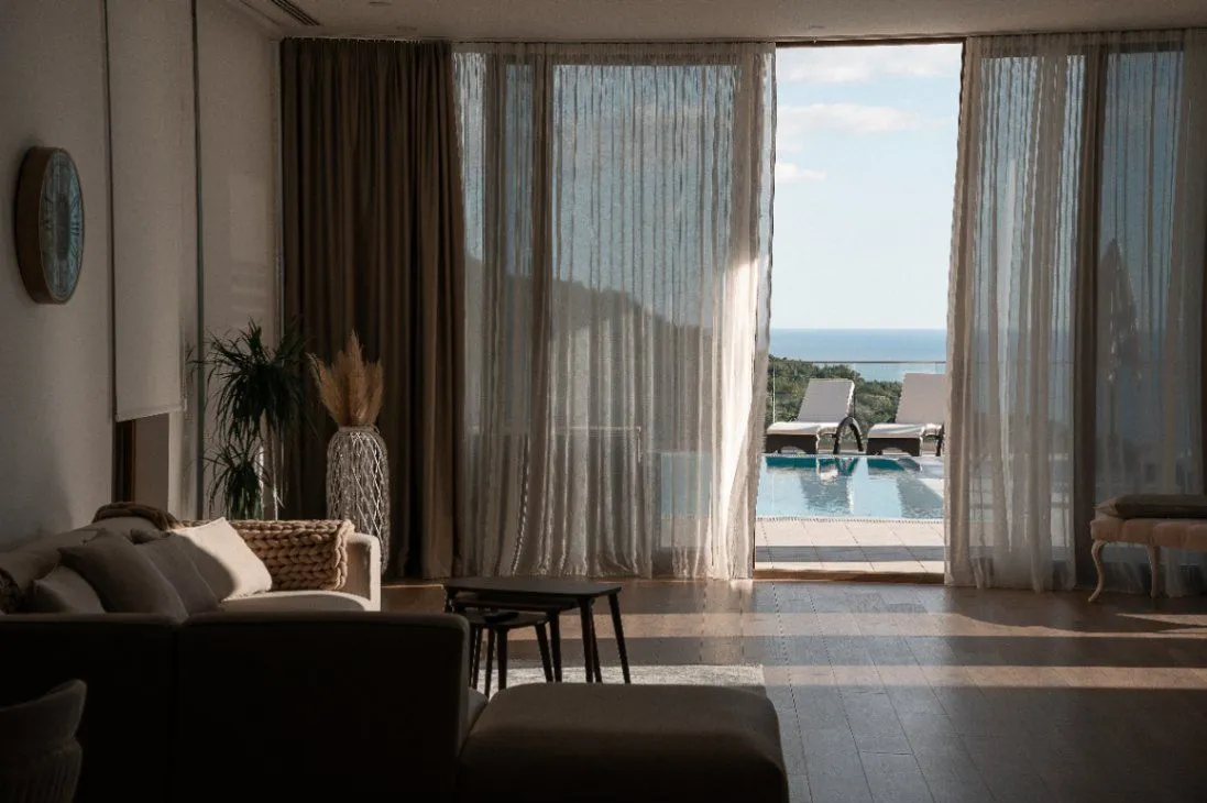 Izdavanje, kuća, 450m², Krimovica, Kotor