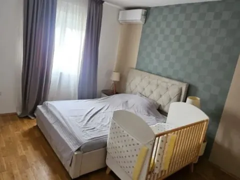 Prodaja, dvosoban stan, 73m², Stari Aerodrom, Podgorica - image 11