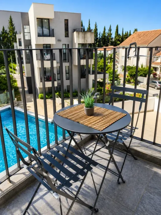 Rent, studio apartment, 21m², Tivat, Crna Gora