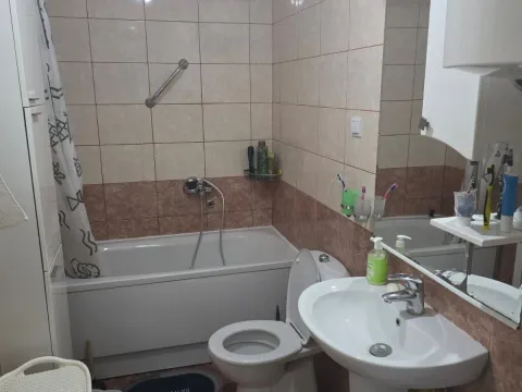 Rent, two bedroom apartment, 62m², Blok 9, Podgorica - image 7