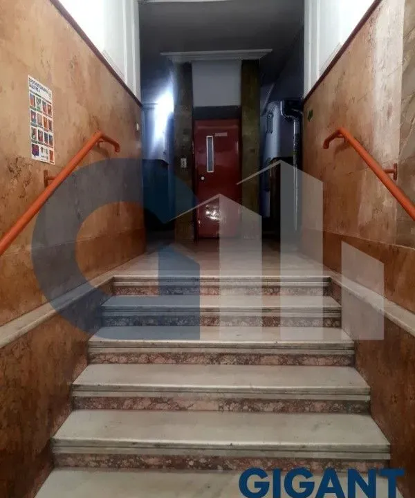 Izdavanje, dvosoban stan, 44m², Stari Grad, Beograd