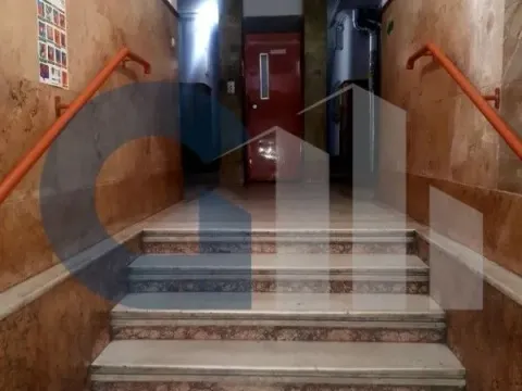 Izdavanje, dvosoban stan, 44m², Stari Grad, Beograd