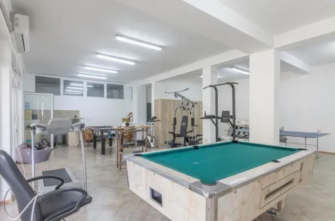 Izdavanje, jednosoban stan, 50m², Pržice, Kotor - image 8