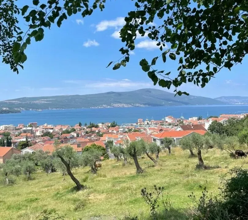 Sale, land lot, 1179m², Tivat, Crna Gora