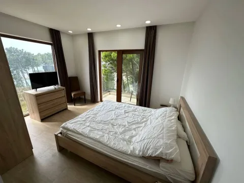 Rent, two bedroom apartment, 110m², Sveti Stefan, Budva - image 9