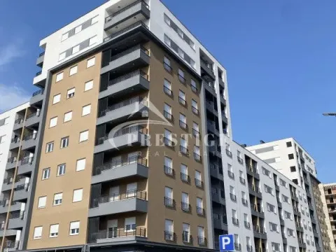 Prodaja, stan, 65m², Stari Aerodrom, Podgorica - image 2