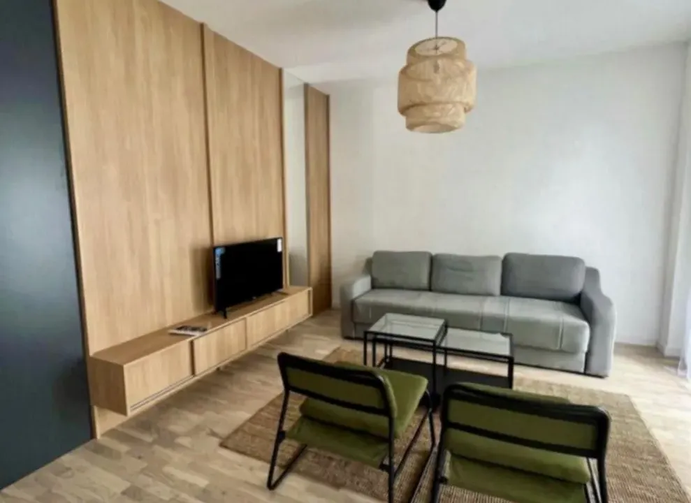 Izdavanje, jednosoban stan, 48m², Centar, Podgorica